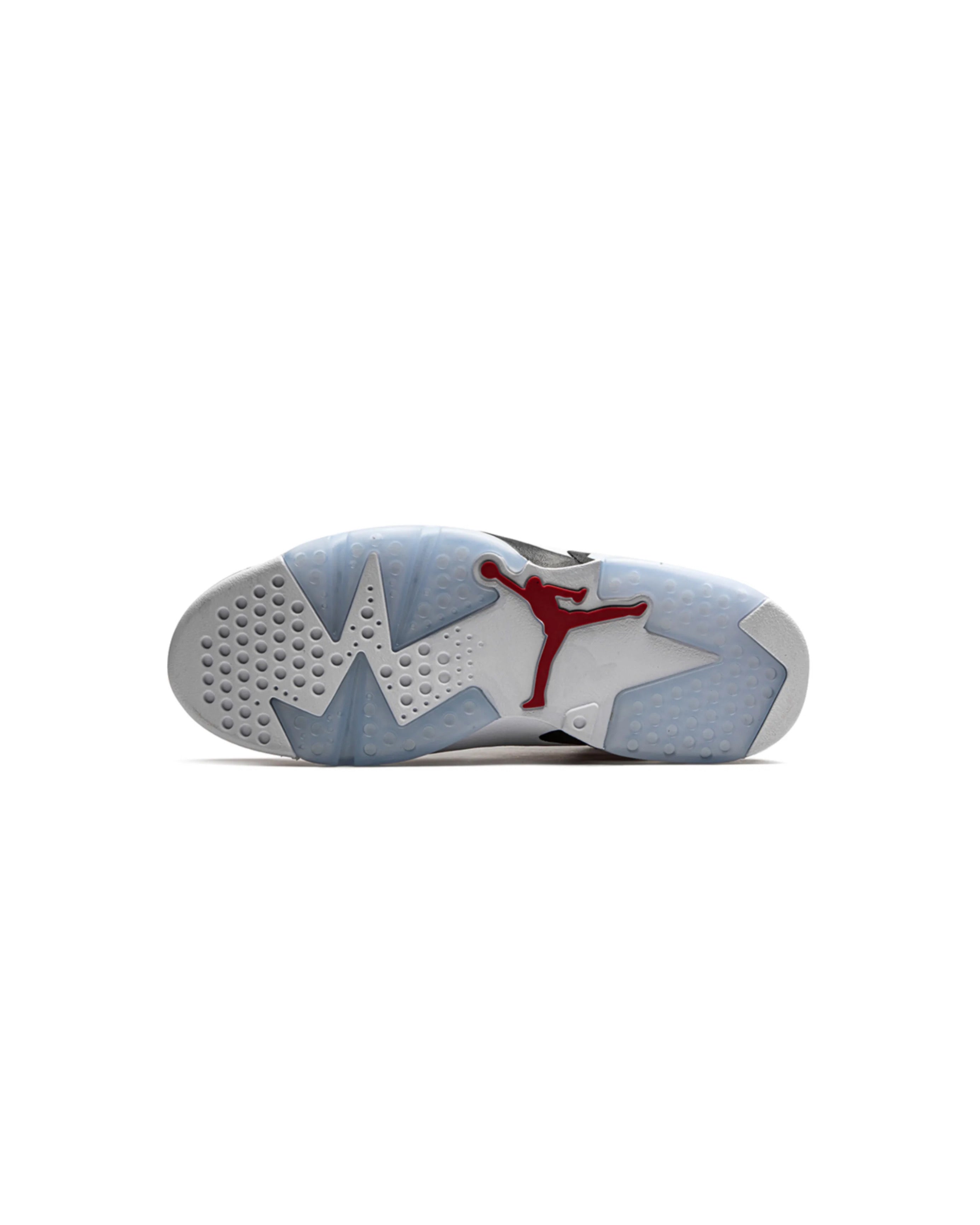 Air Jordan 6 retro “ Carmine “
