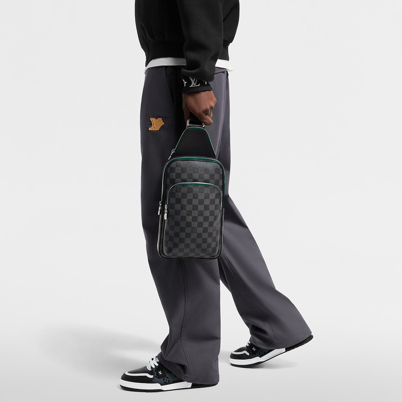 Louis Vuitton Avenue Slingbag